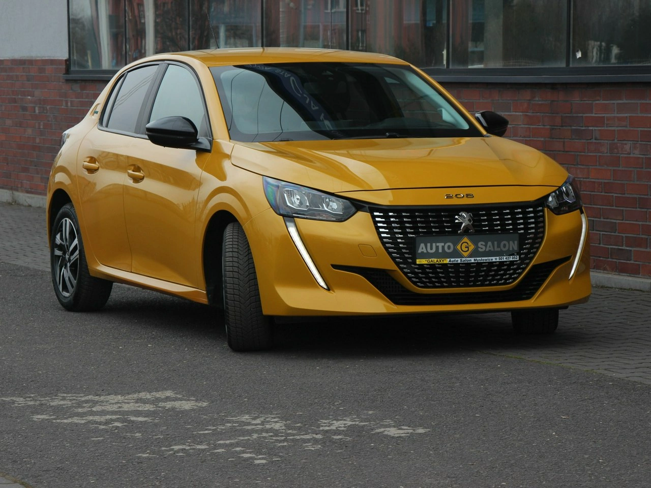 Peugeot 208 - Zdjęcie 2