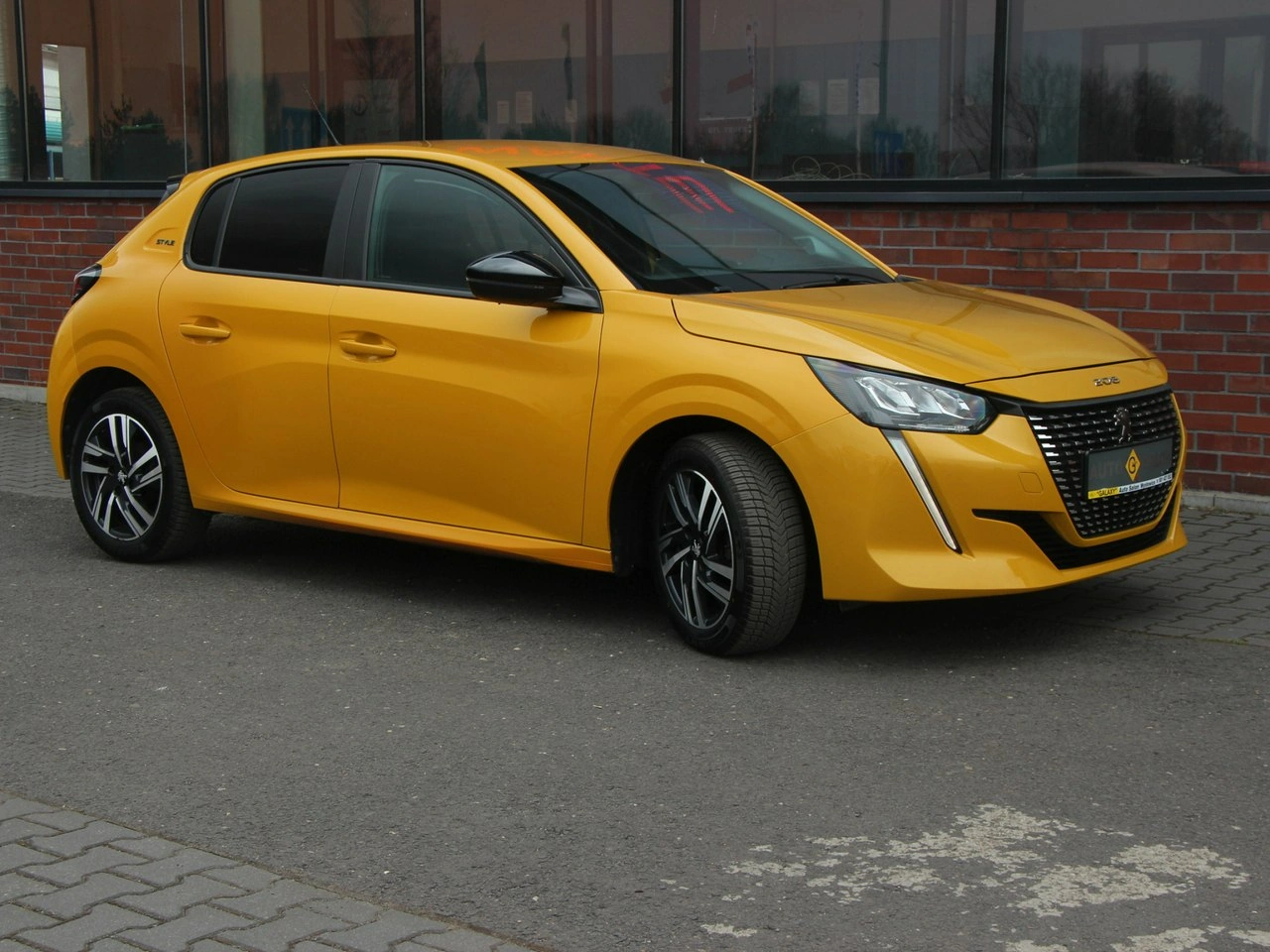 Peugeot 208 - Zdjęcie 35