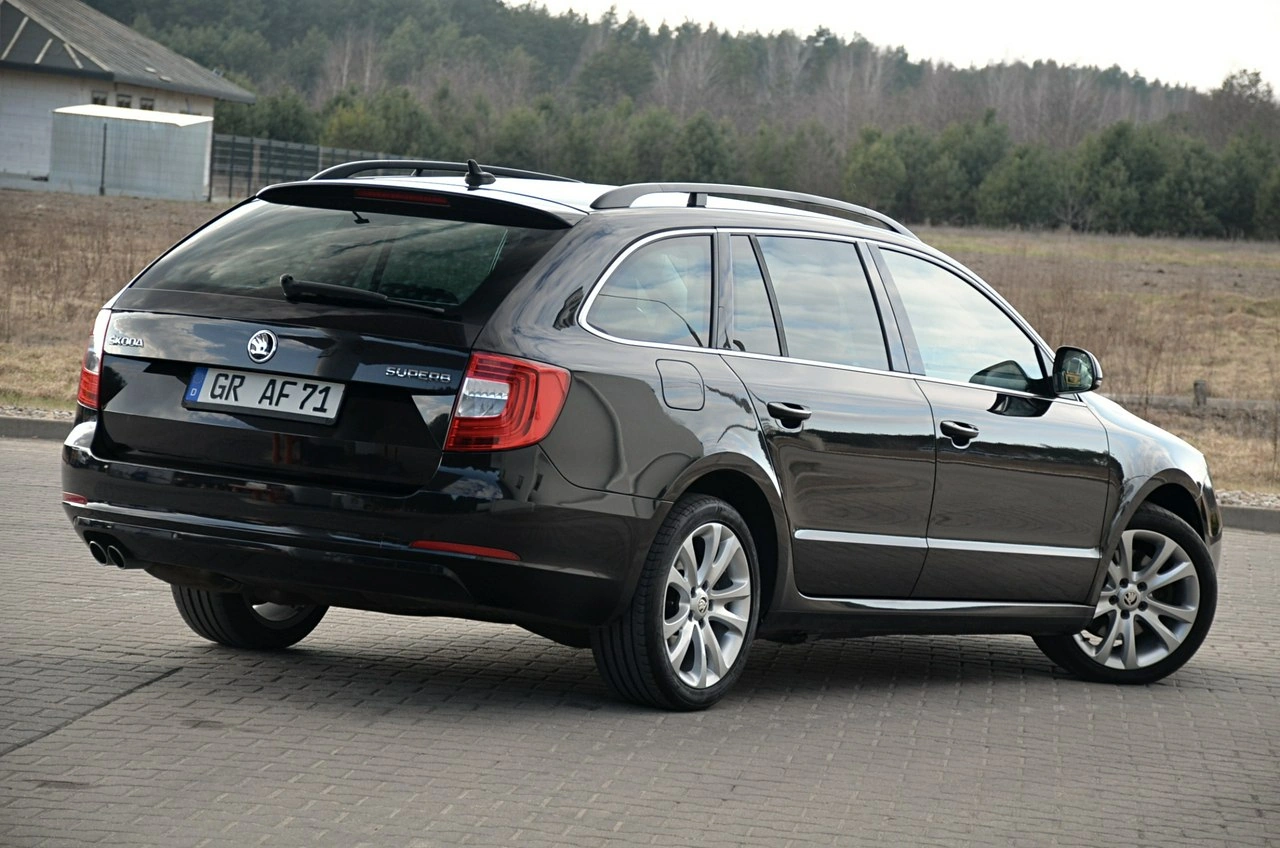 Skoda Superb - Zdjęcie 10