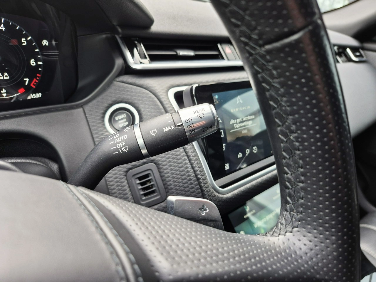 Land Rover Range Rover Velar - Zdjęcie 30