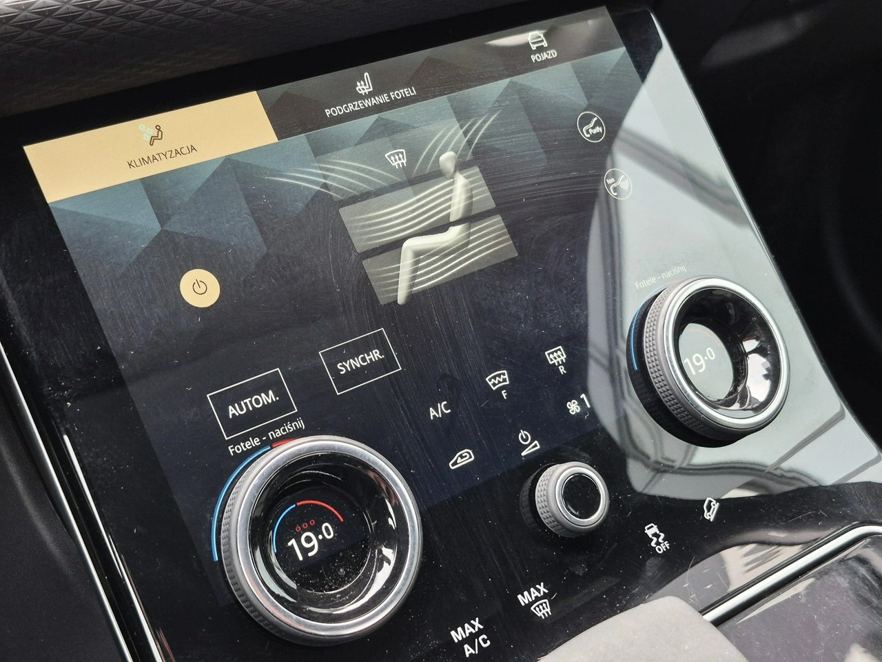 Land Rover Range Rover Velar - Zdjęcie 36