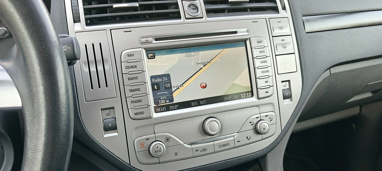 Ford Kuga - Zdjęcie 13