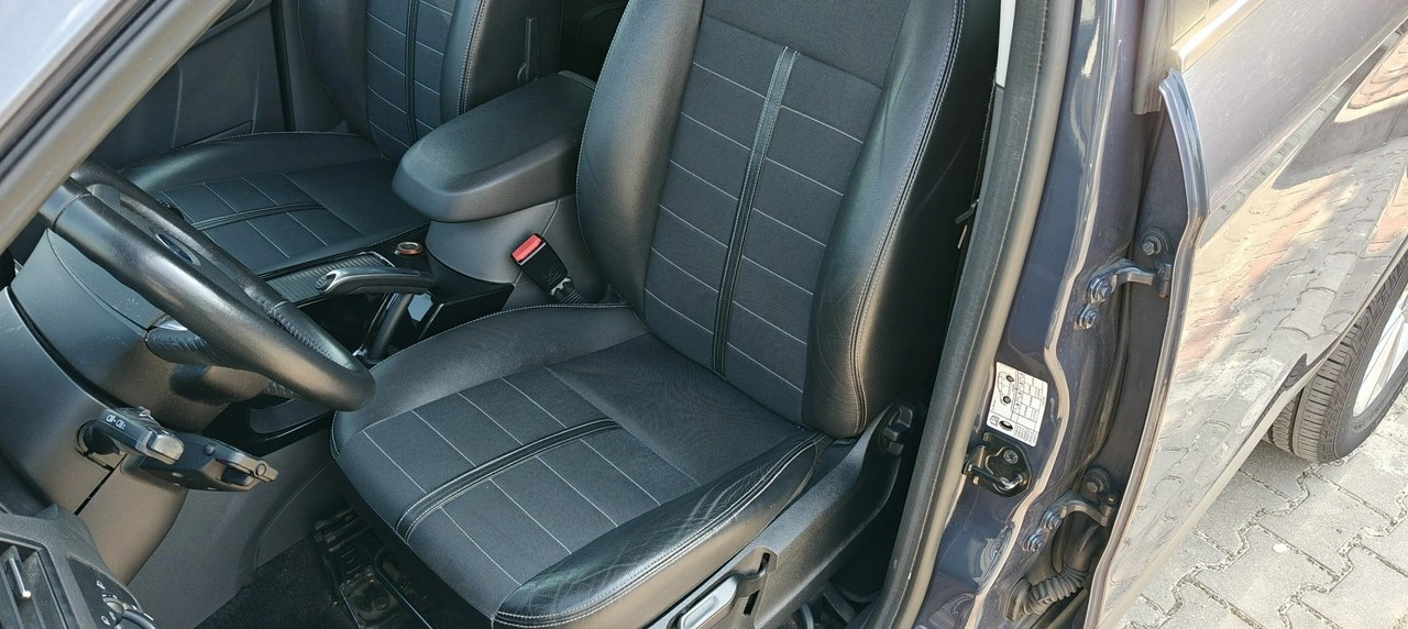 Ford Kuga - Zdjęcie 6