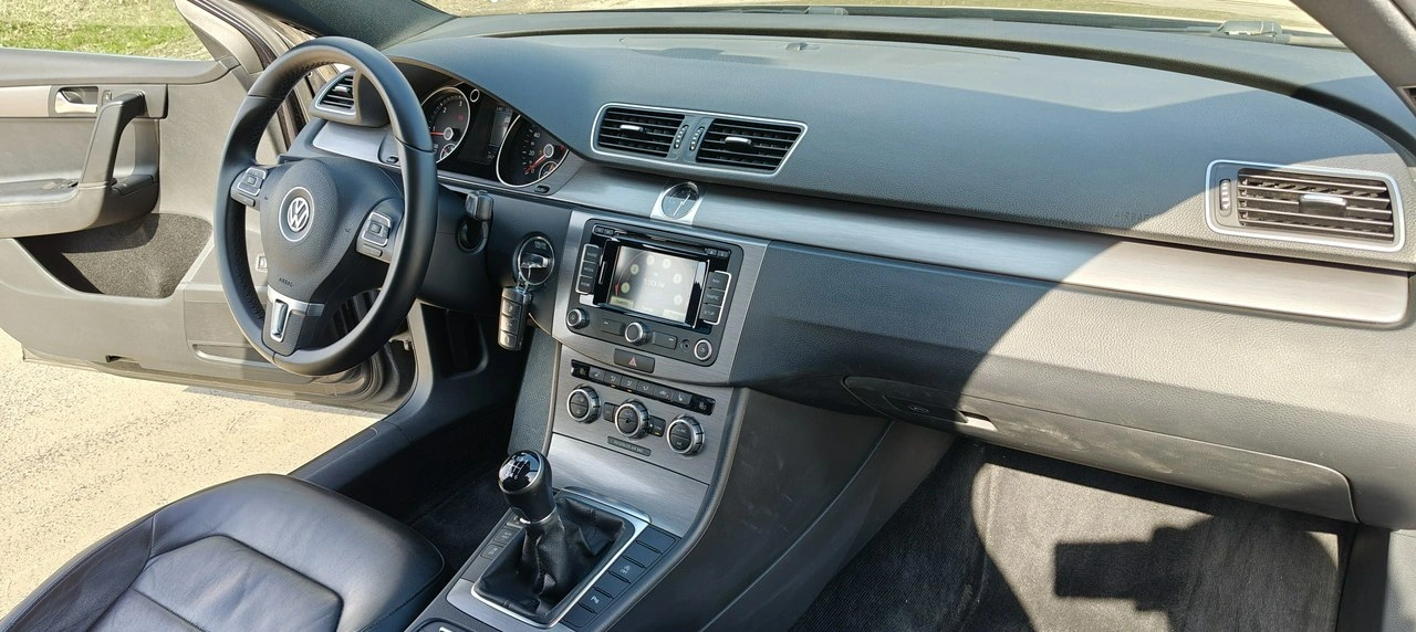 Volkswagen Passat - Zdjęcie 5