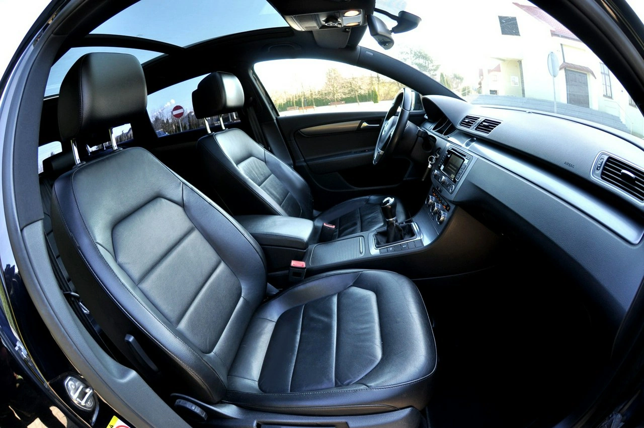 Volkswagen Passat - Zdjęcie 8