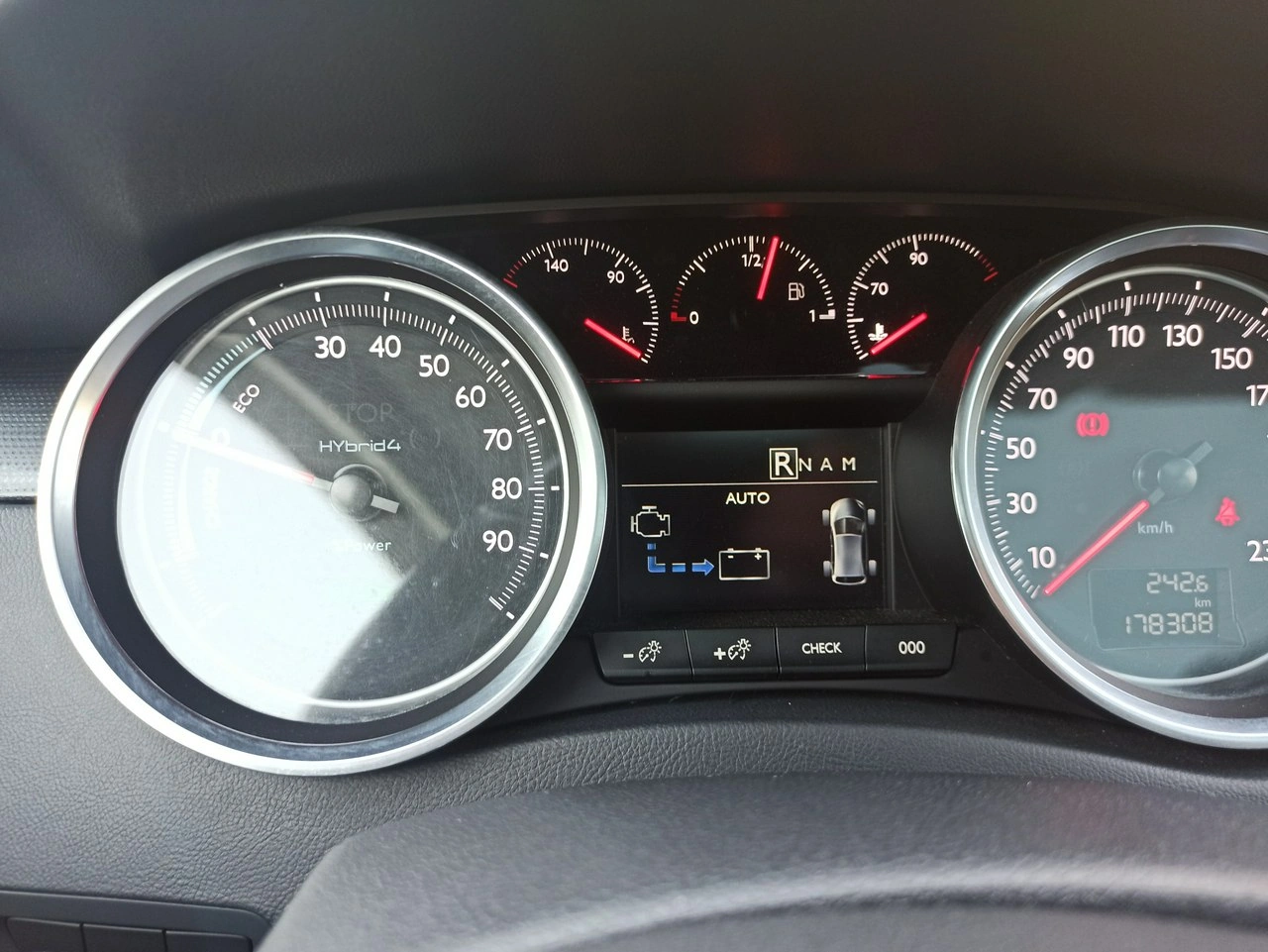 Peugeot 508 RXH - Zdjęcie 21