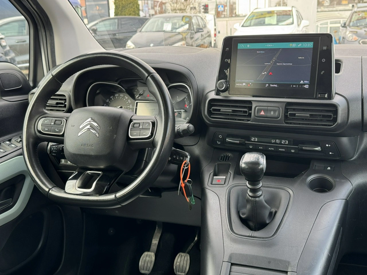 Citroën Berlingo - Zdjęcie 24