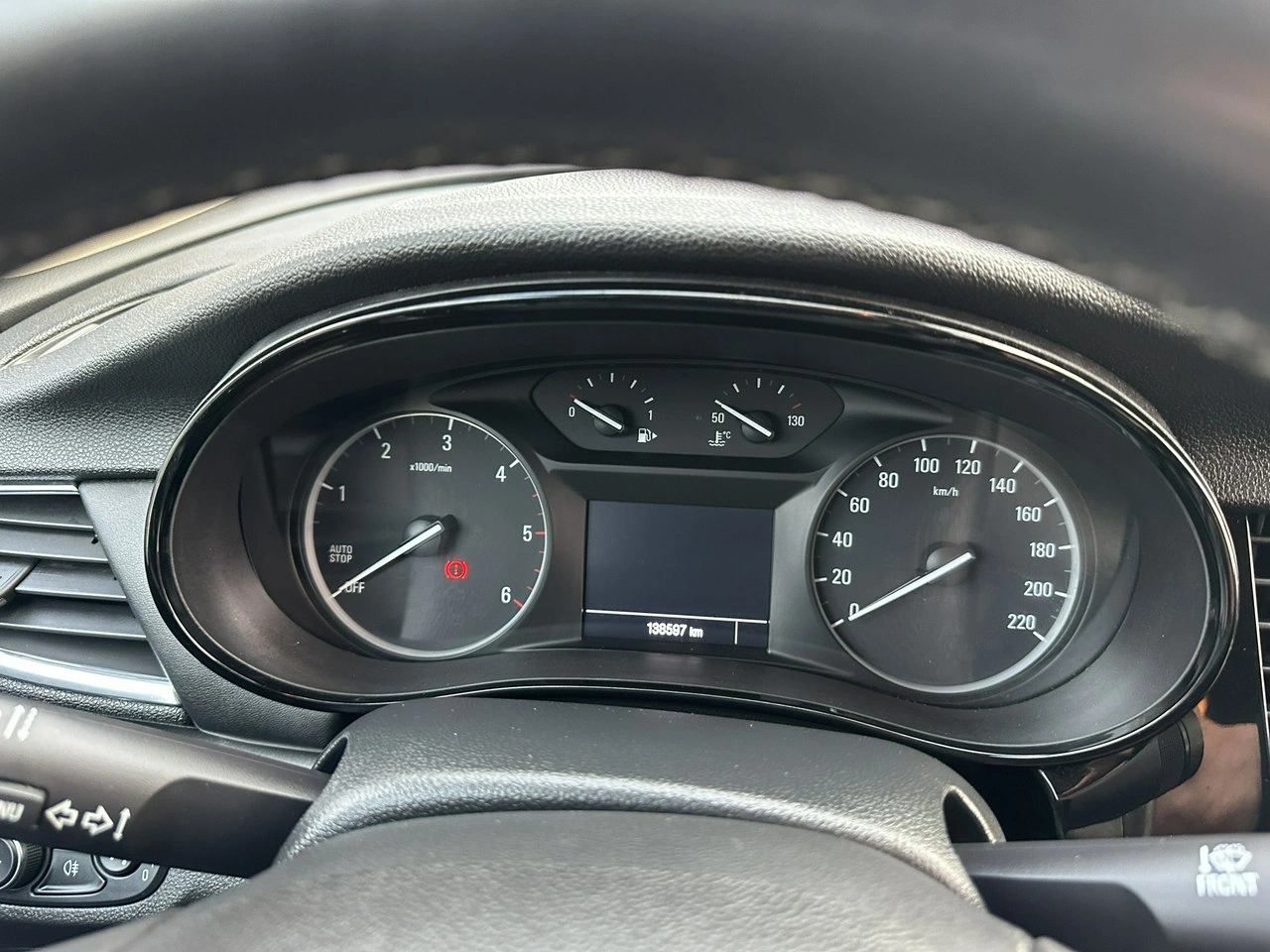 Opel Mokka X - Zdjęcie 18