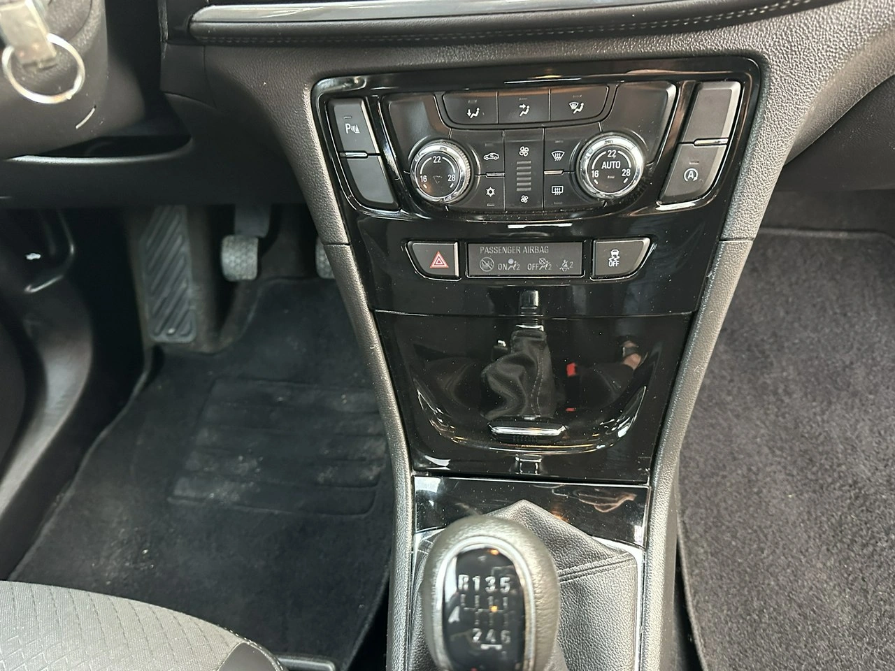 Opel Mokka X - Zdjęcie 20