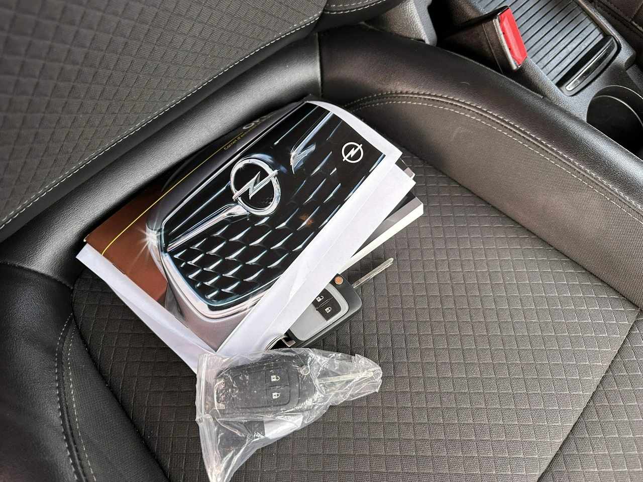 Opel Mokka X - Zdjęcie 22