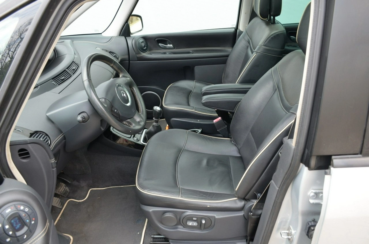 Renault Grand Espace - Zdjęcie 20