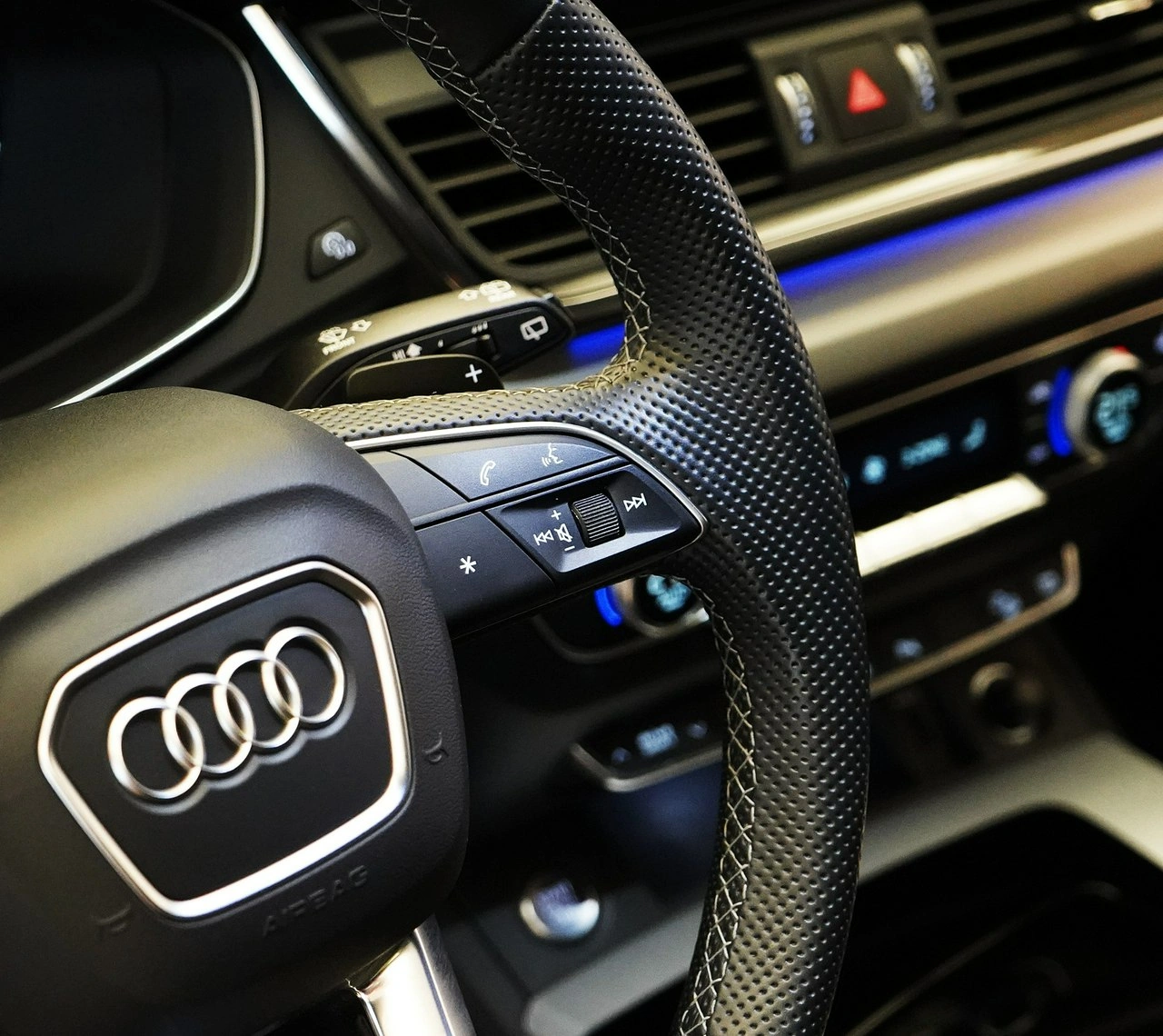 Audi Q5 - Zdjęcie 28