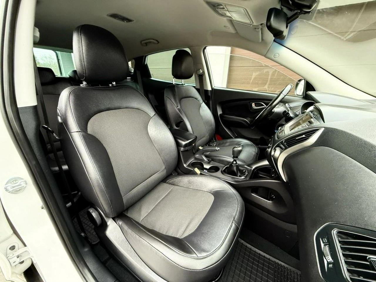 Hyundai ix35 - Zdjęcie 30