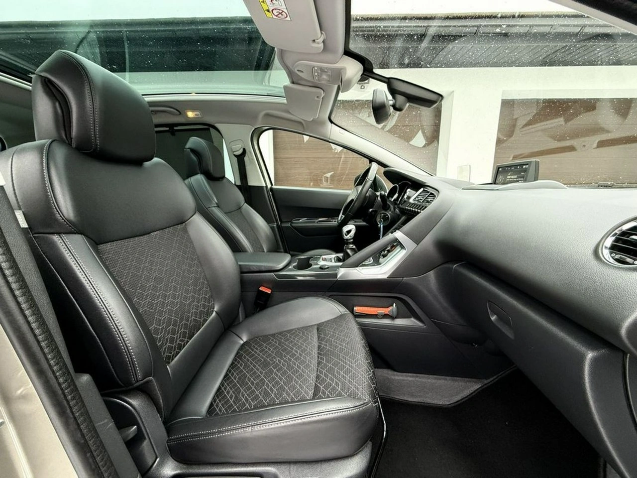 Peugeot 3008 - Zdjęcie 26