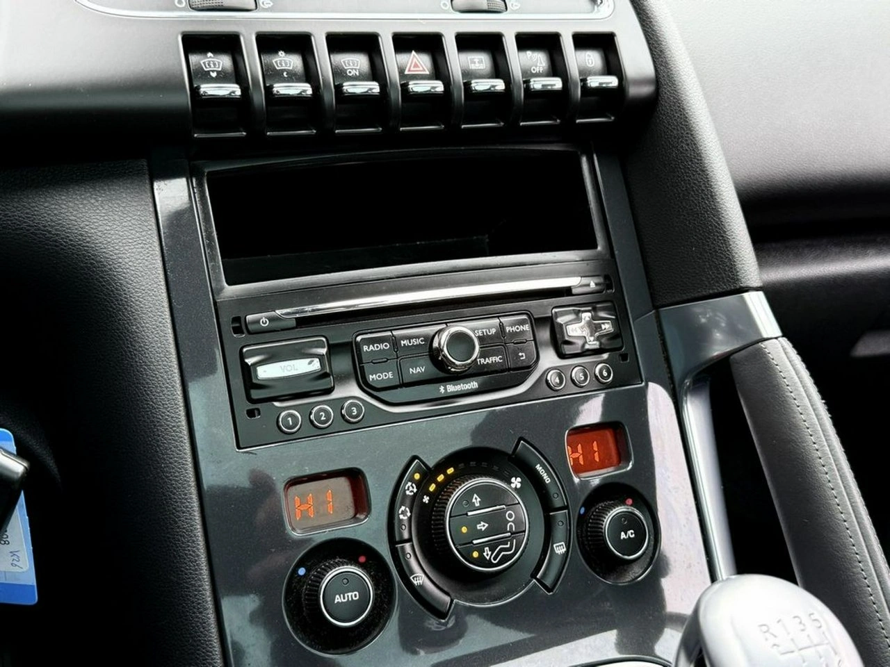 Peugeot 3008 - Zdjęcie 32