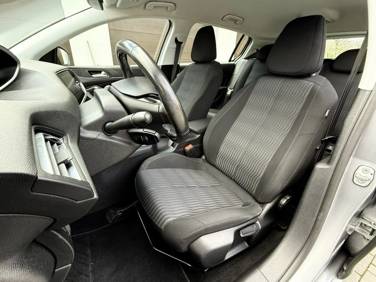 Peugeot 308 - Zdjęcie 14