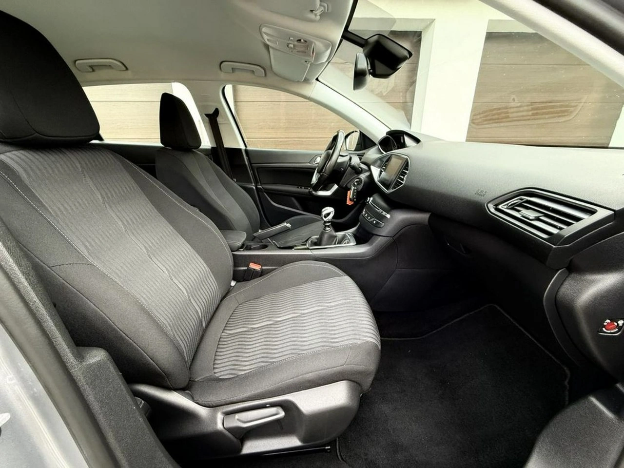 Peugeot 308 - Zdjęcie 24
