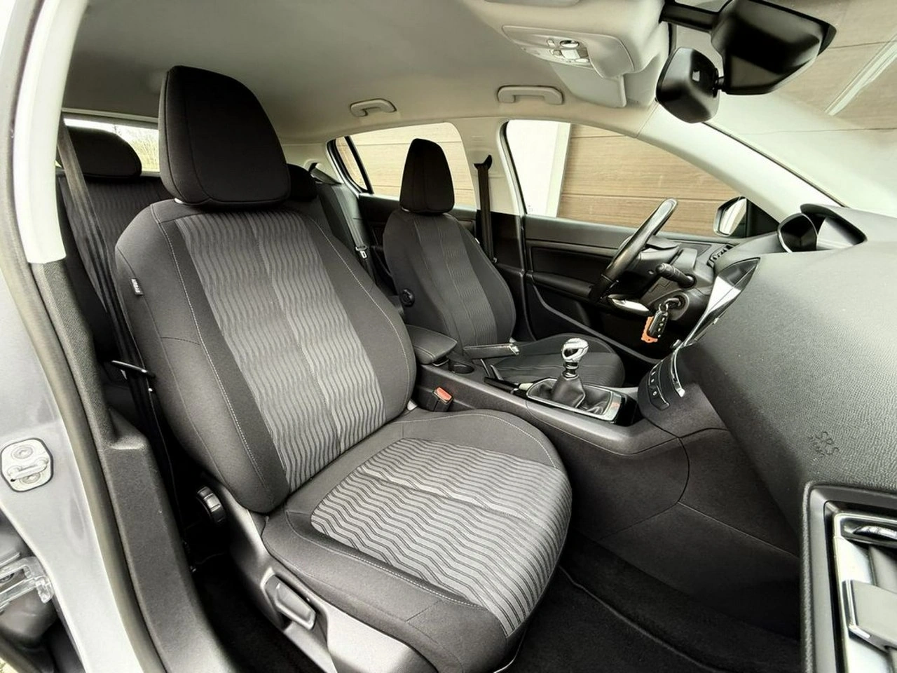 Peugeot 308 - Zdjęcie 25
