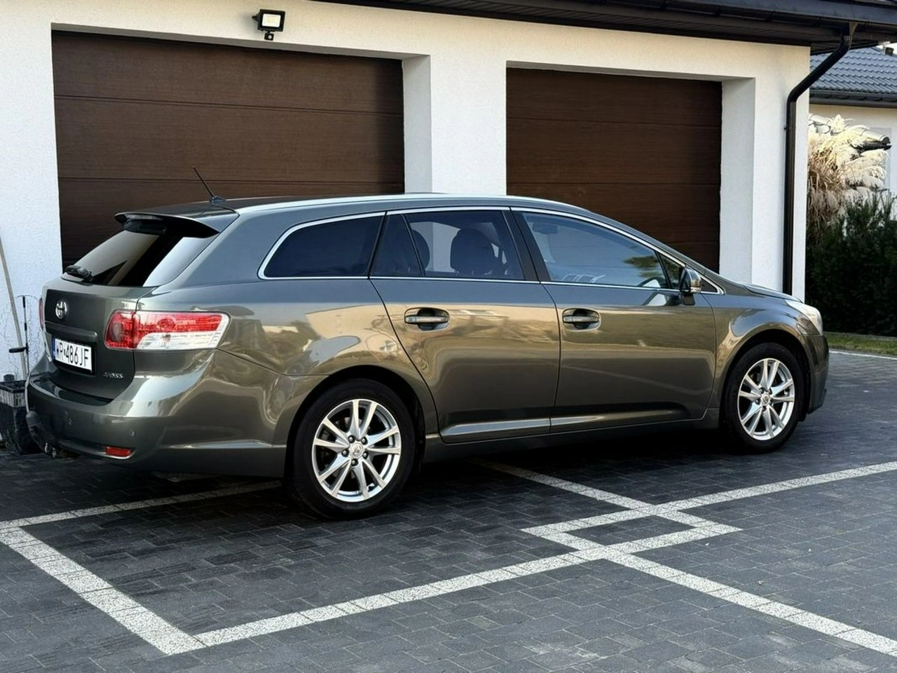 Toyota Avensis - Zdjęcie 7