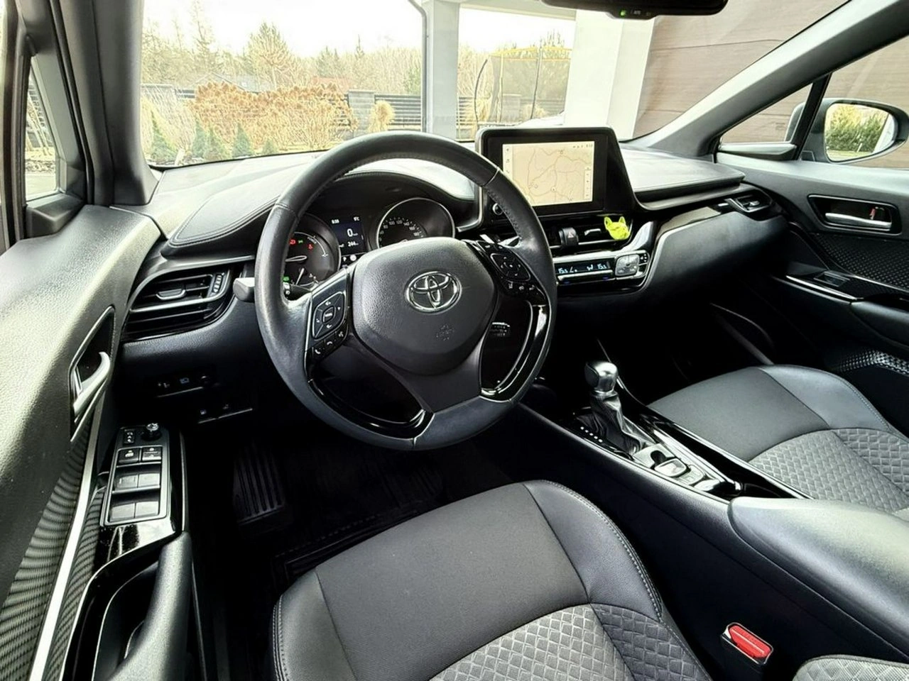 Toyota C-HR - Zdjęcie 15