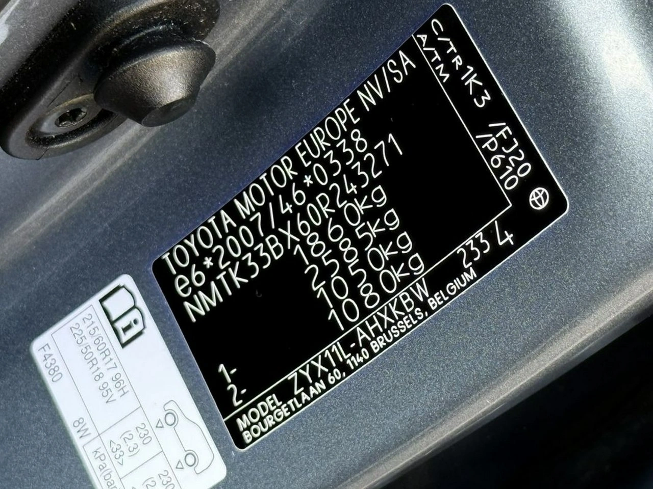 Toyota C-HR - Zdjęcie 28