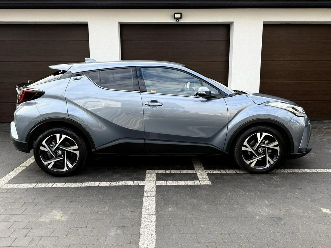 Toyota C-HR - Zdjęcie 8