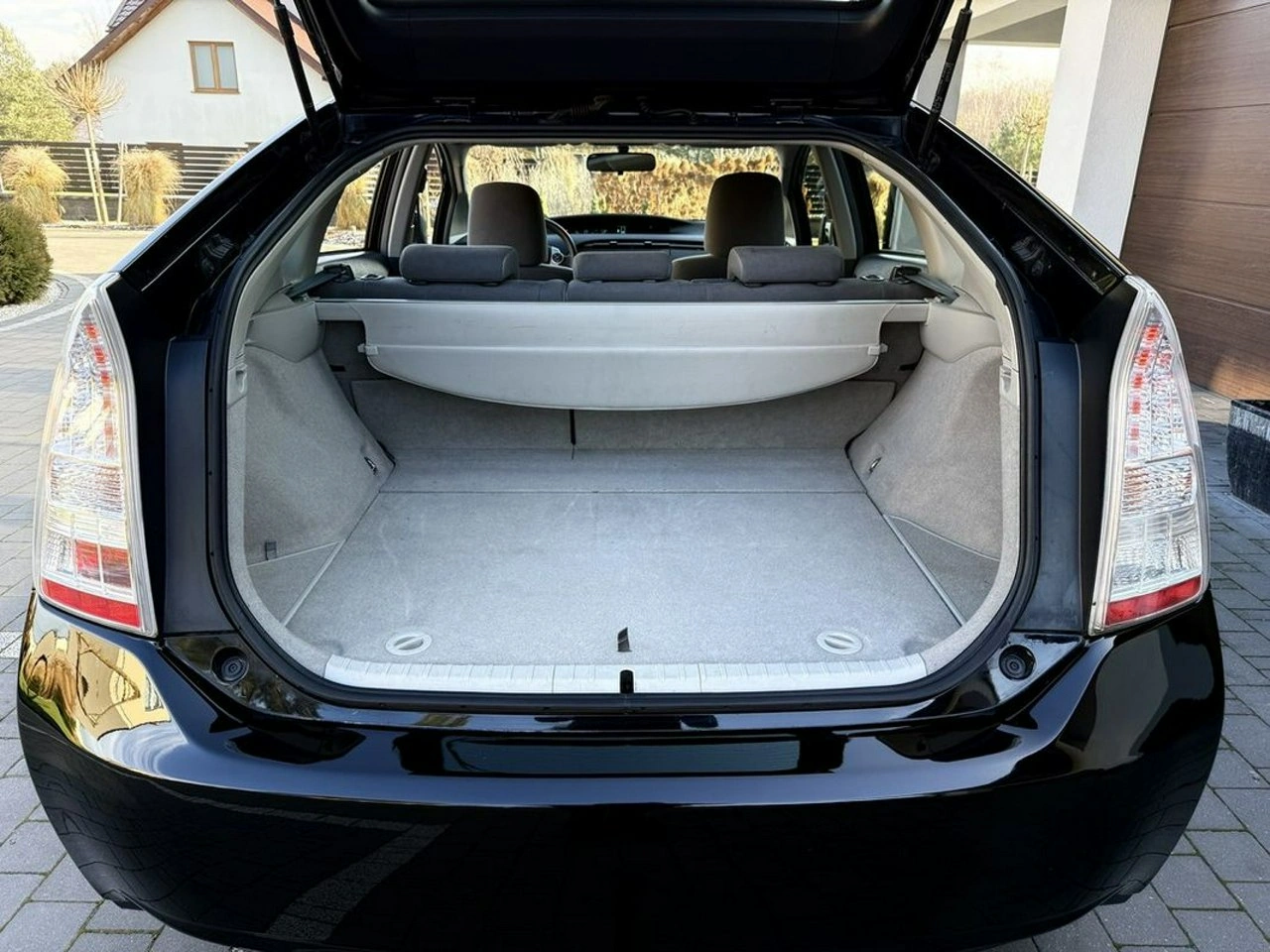 Toyota Prius+ - Zdjęcie 34