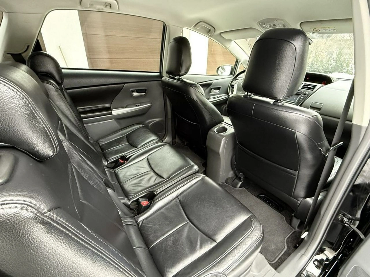 Toyota Prius+ - Zdjęcie 24