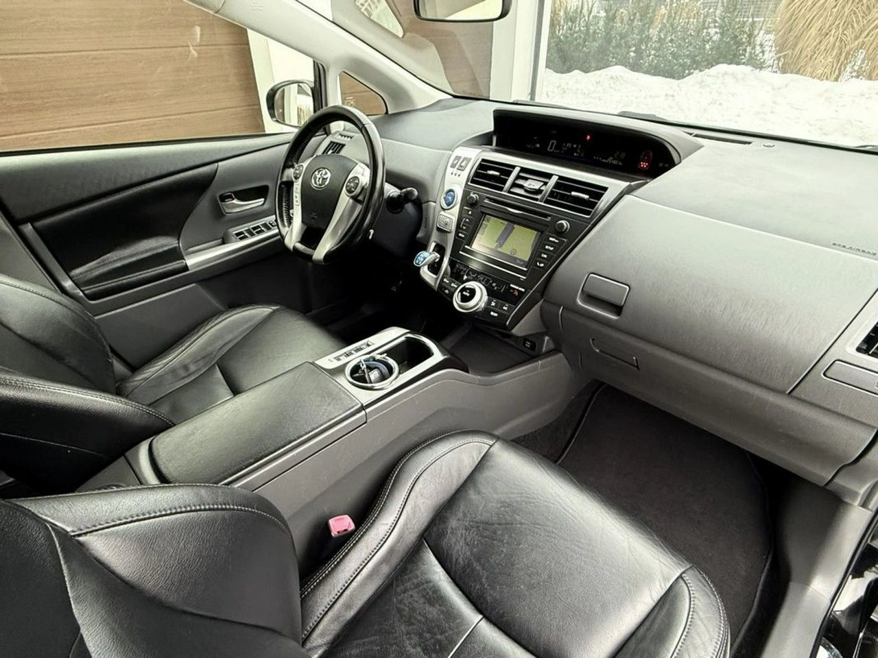 Toyota Prius+ - Zdjęcie 27