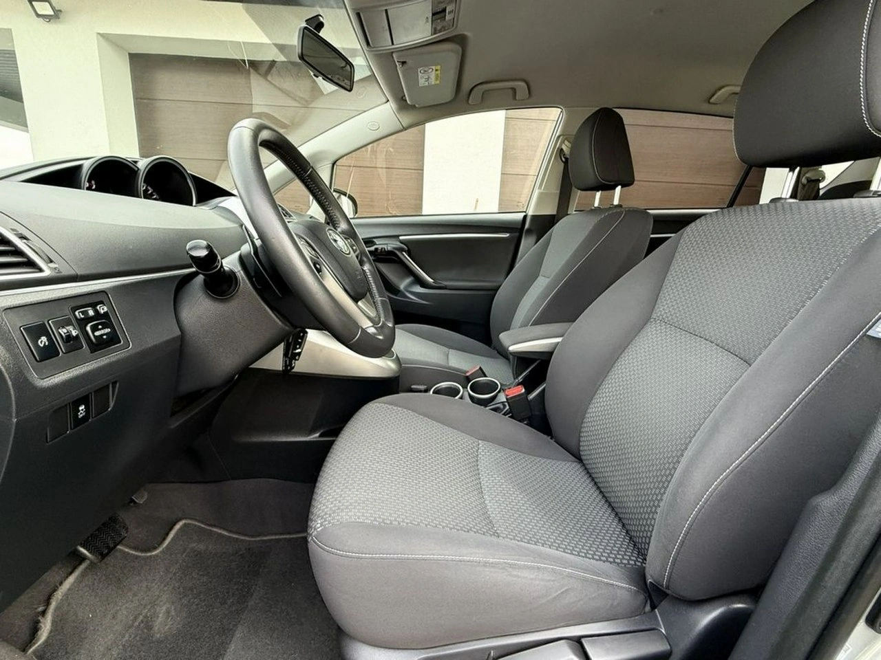 Toyota Verso - Zdjęcie 13