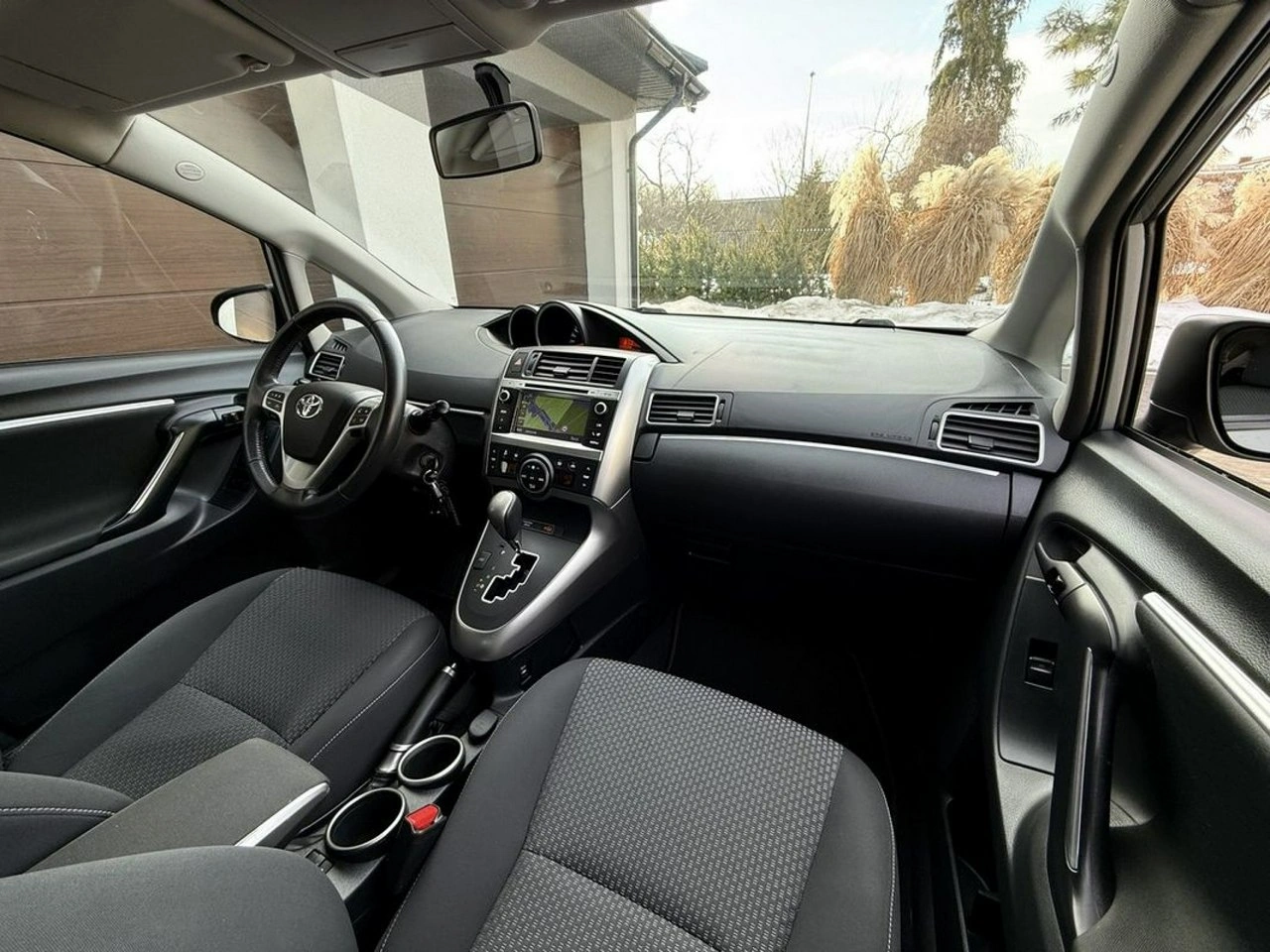 Toyota Verso - Zdjęcie 27