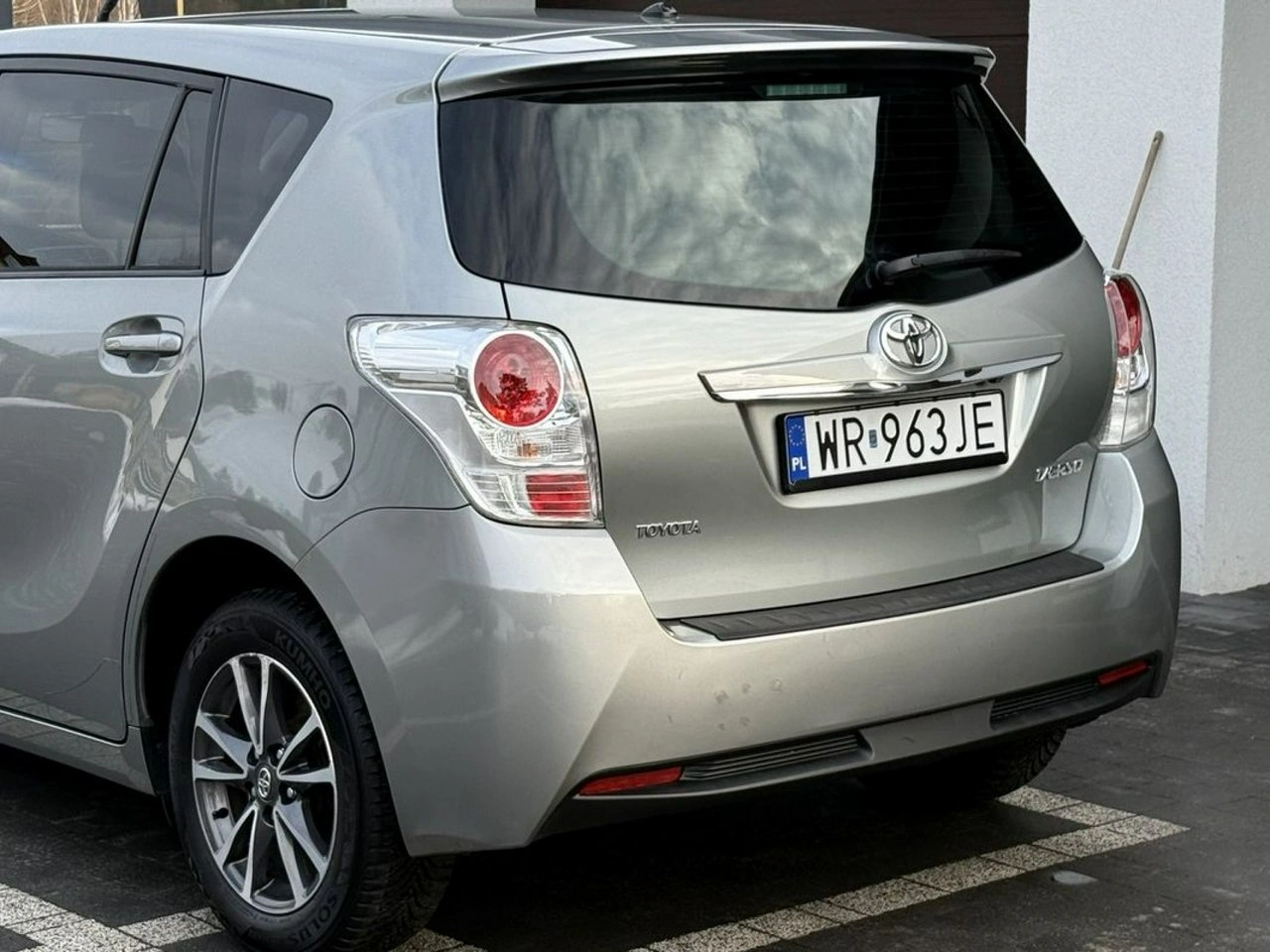 Toyota Verso - Zdjęcie 35