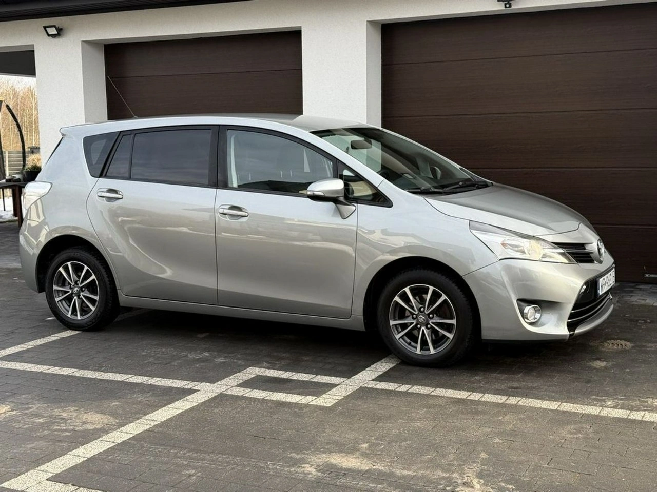 Toyota Verso - Zdjęcie 9