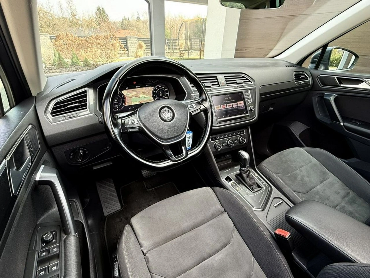 Volkswagen Tiguan - Zdjęcie 15