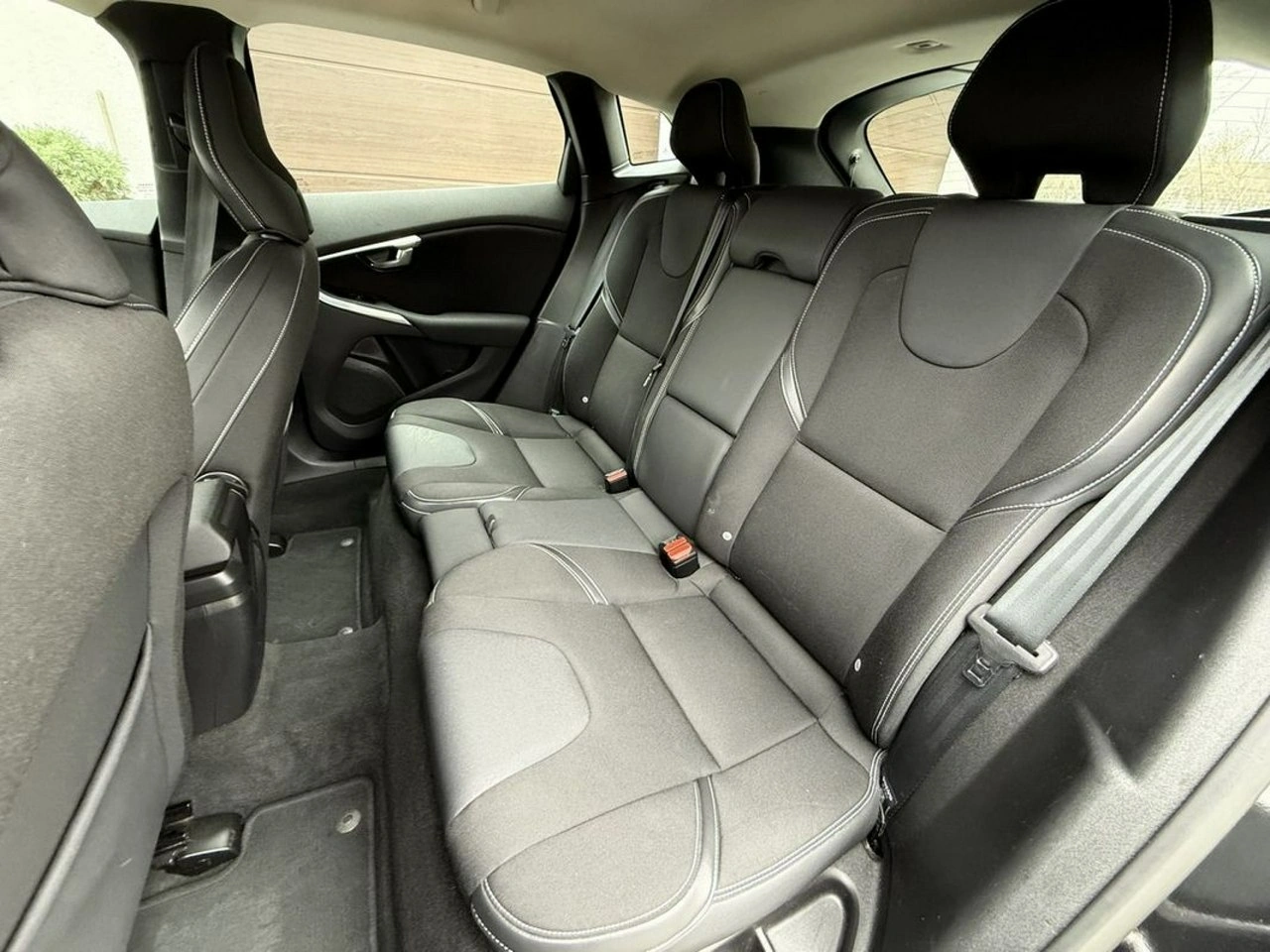 Volvo V40 - Zdjęcie 17