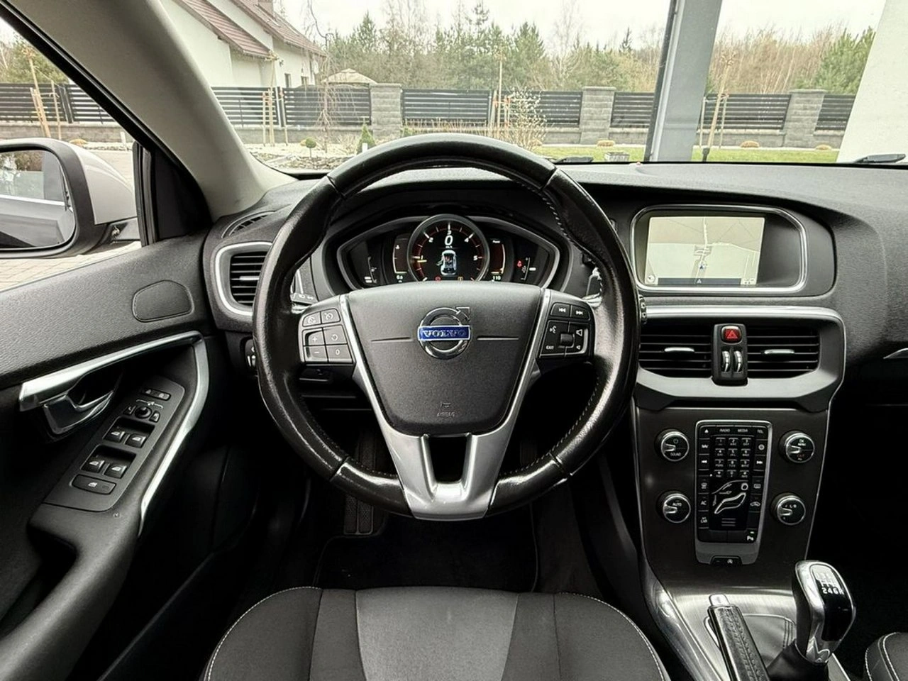 Volvo V40 - Zdjęcie 19