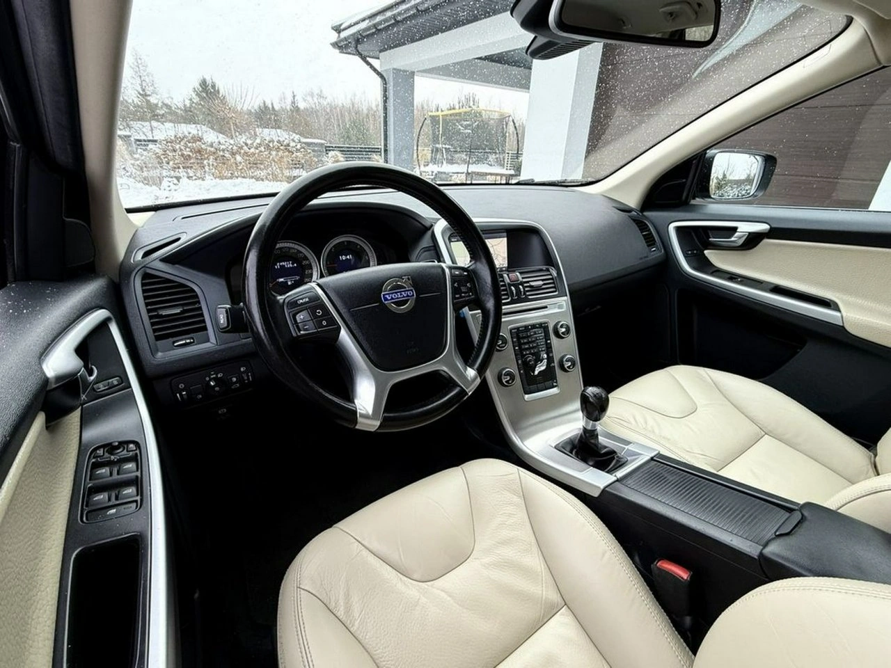 Volvo XC 60 - Zdjęcie 15