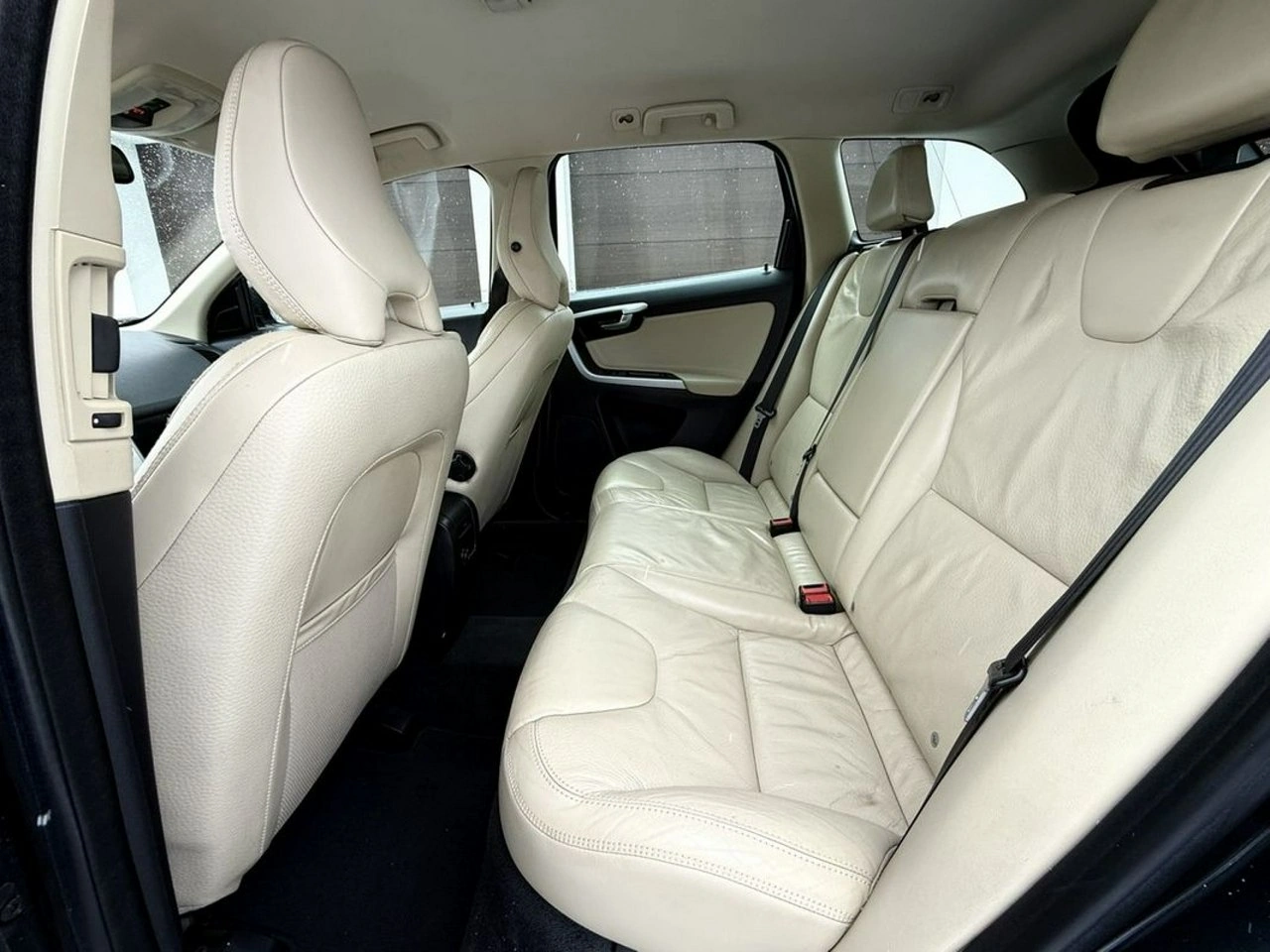 Volvo XC 60 - Zdjęcie 17
