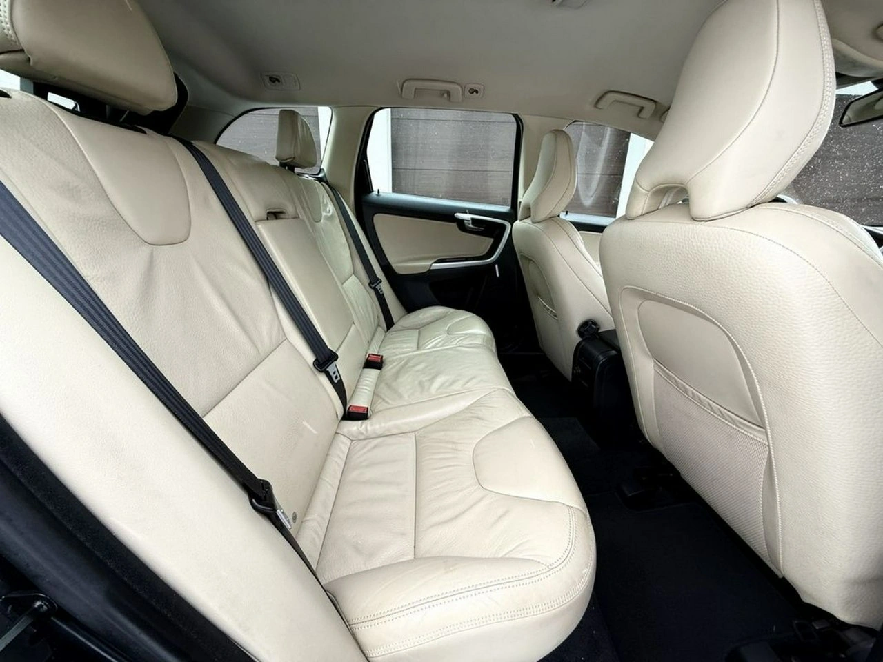 Volvo XC 60 - Zdjęcie 20