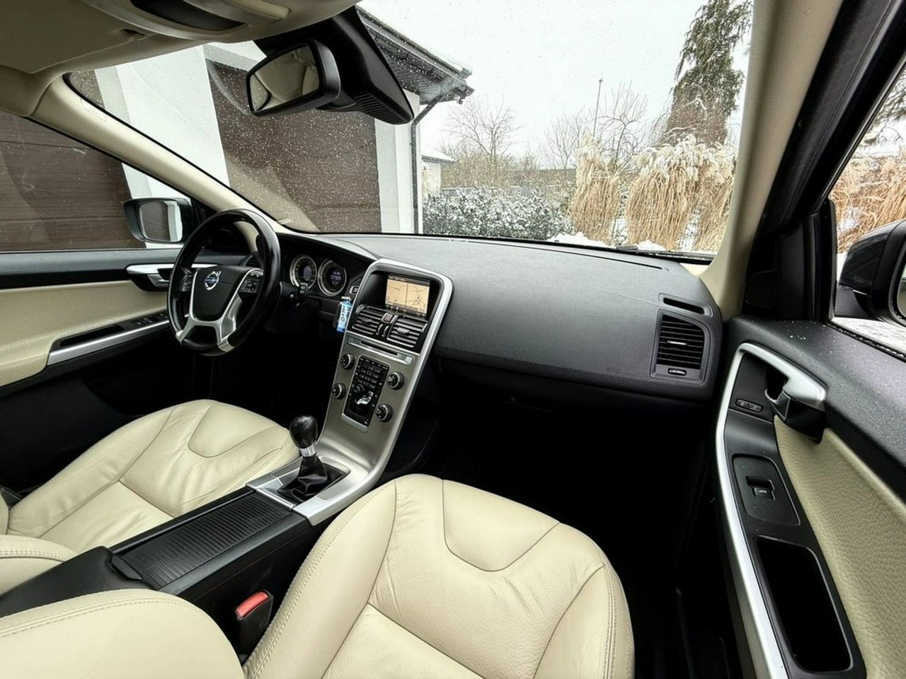 Volvo XC 60 - Zdjęcie 22