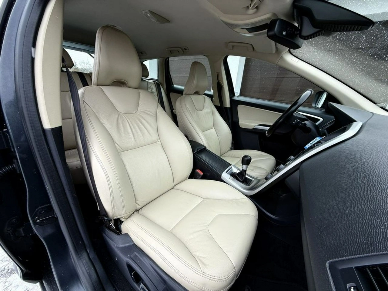 Volvo XC 60 - Zdjęcie 24