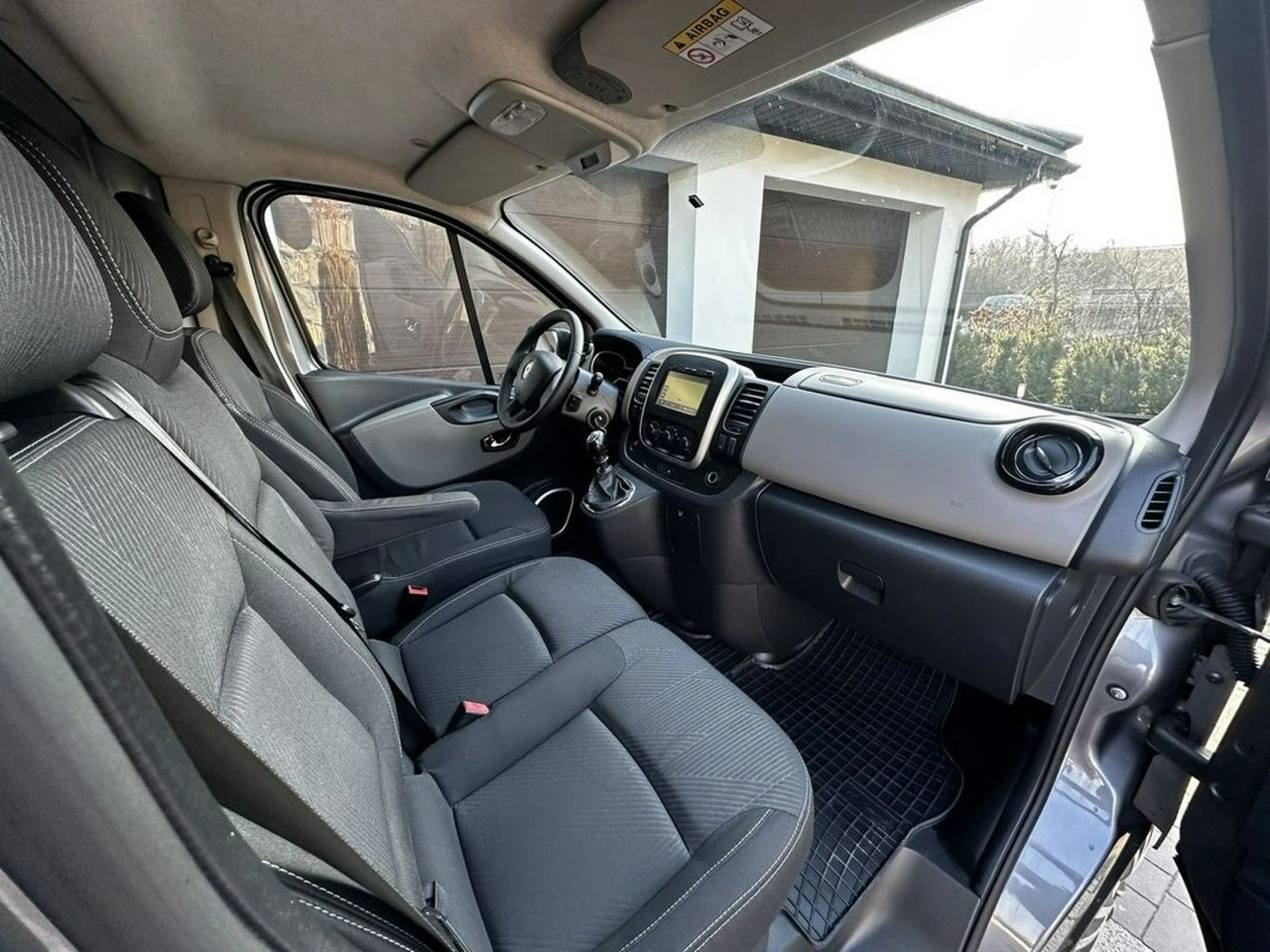 Renault Trafic - Zdjęcie 18