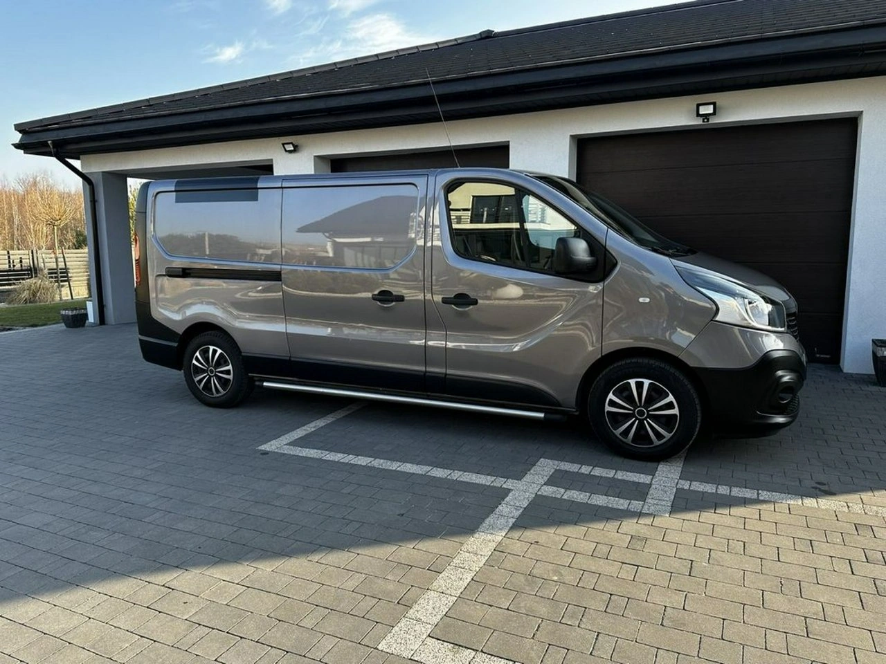 Renault Trafic - Zdjęcie 9