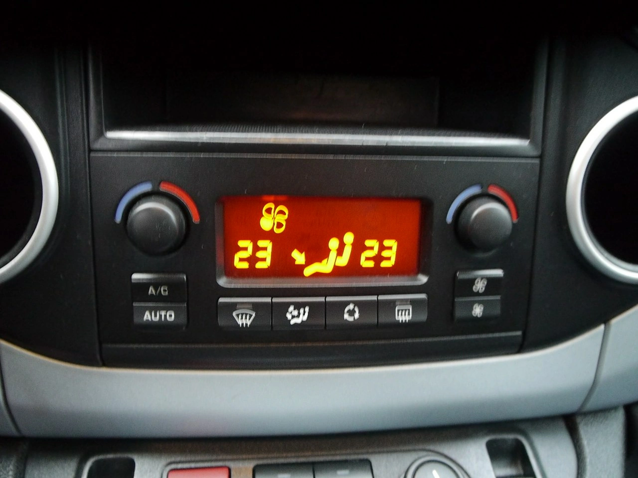 Citroën Berlingo - Zdjęcie 16