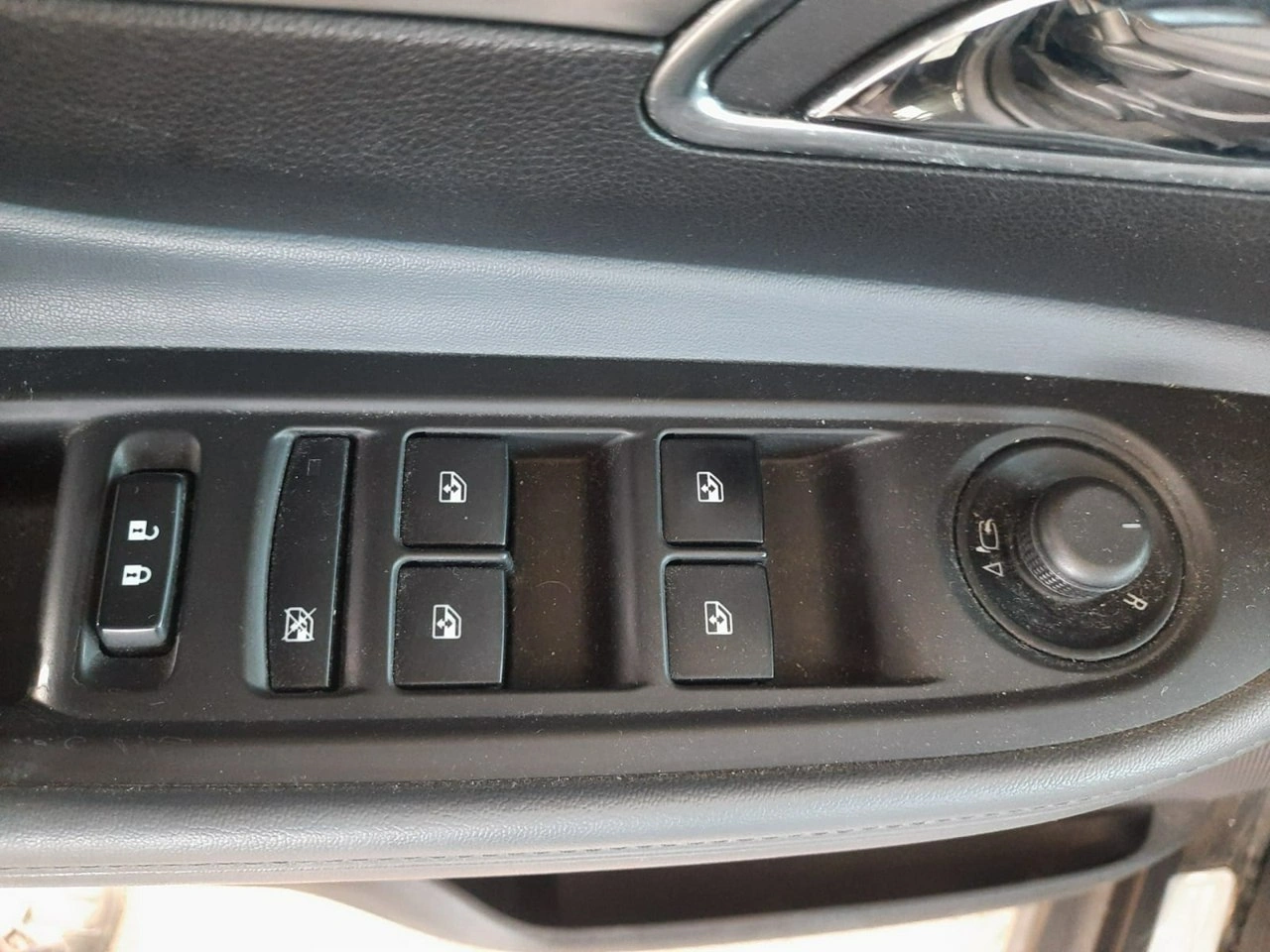 Opel Mokka - Zdjęcie 17