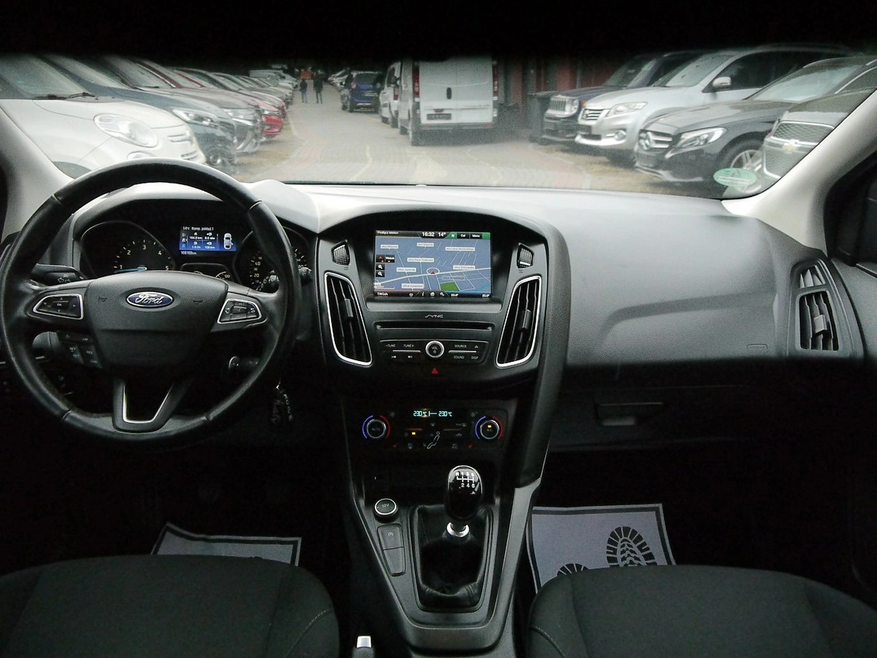 Ford Focus - Zdjęcie 19