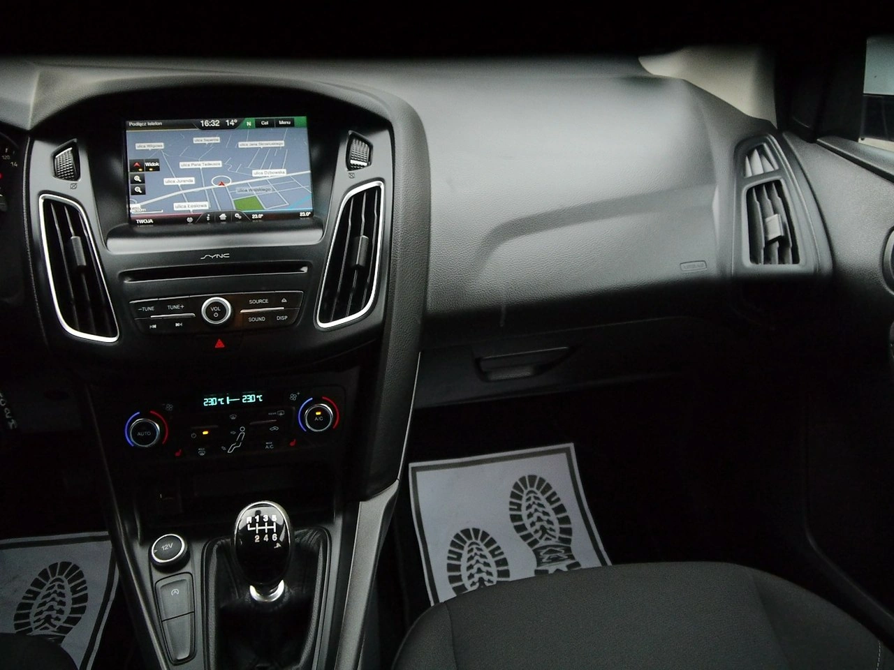 Ford Focus - Zdjęcie 20