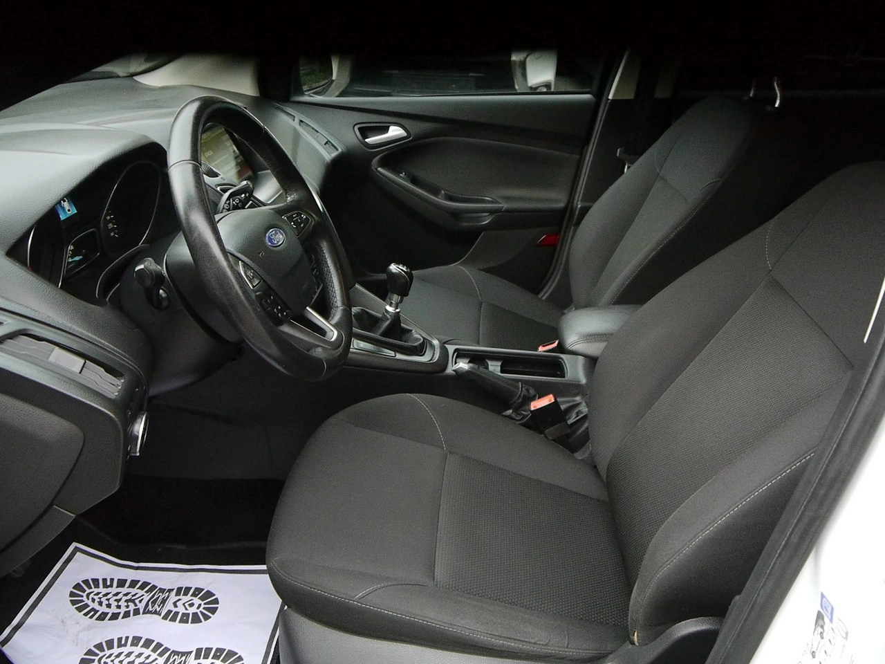 Ford Focus - Zdjęcie 29