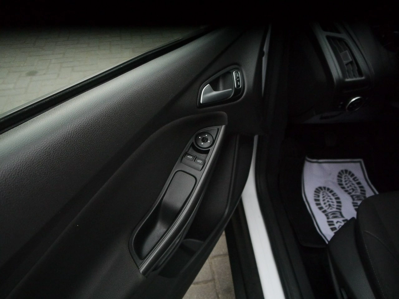 Ford Focus - Zdjęcie 33