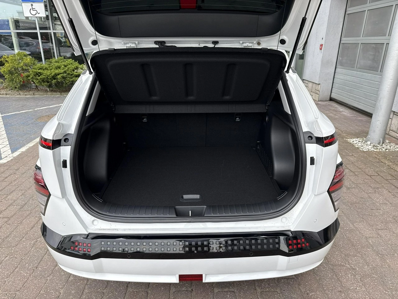 Hyundai Kona - Zdjęcie 9